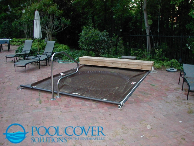 Mt Pleasant SC Manaul Pool Cover on Spa with Paver Decking (4)