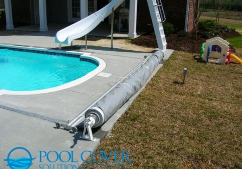 Summerville SC Manual Pool Cover (2)