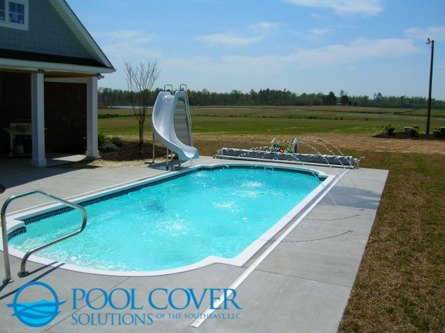 Summerville SC Manual Pool Cover (4)