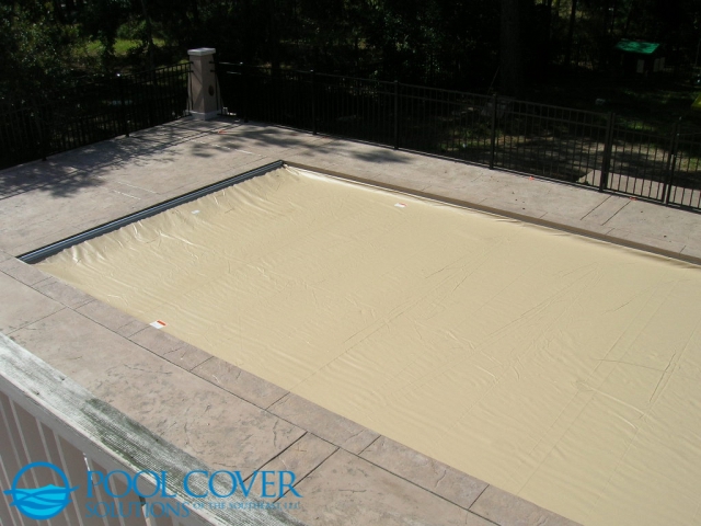 Richland SC Safety Pool Cover pet owners